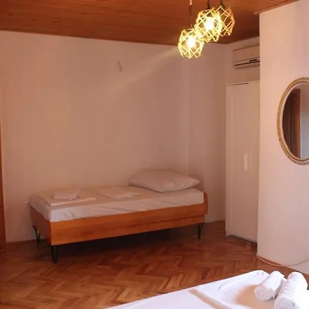 Complex In Guest house *