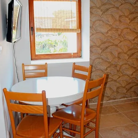 Complex In Guest house *