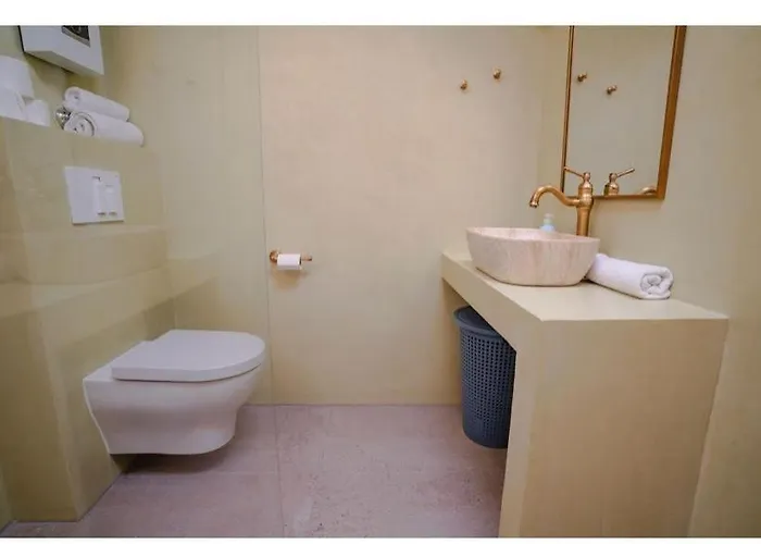 ゲストハウス Complex In