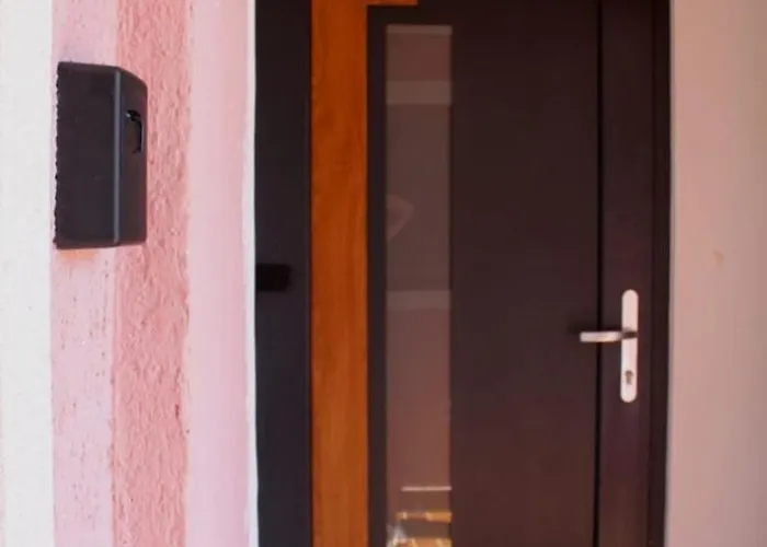 ゲストハウス Complex In